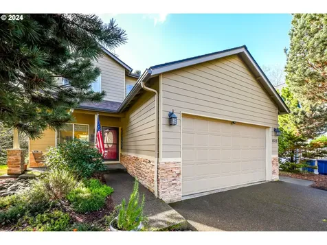 4505 NE Tide Avenue Lincoln City OR 97367