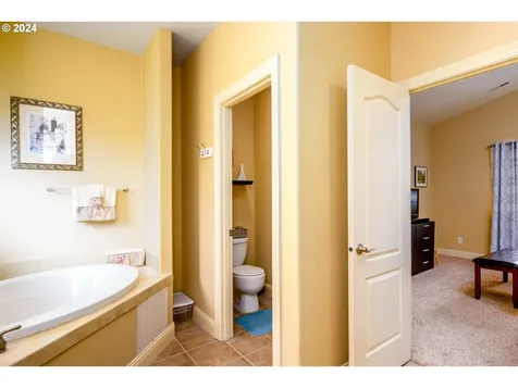 4505 NE Tide Avenue Lincoln City OR 97367