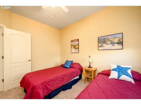 4505 NE Tide Avenue Lincoln City OR 97367