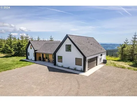 102 High Bank Lane Woodland WA 98674