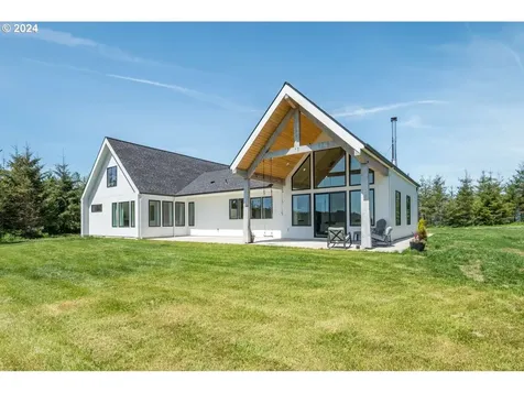 102 High Bank Lane Woodland WA 98674