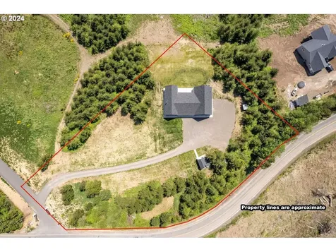 102 High Bank Lane Woodland WA 98674