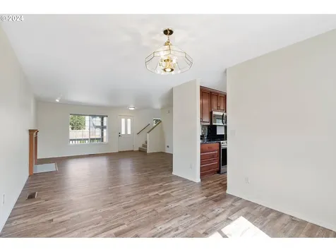 19450 Sunset Springs Drive Oregon City OR 97045
