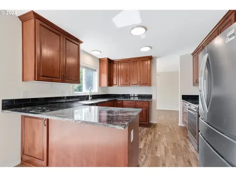 19450 Sunset Springs Drive Oregon City OR 97045