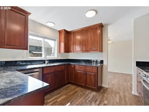 19450 Sunset Springs Drive Oregon City OR 97045