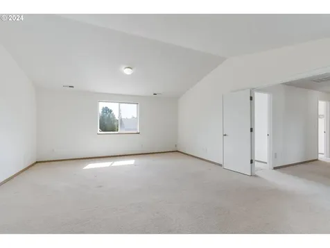 19450 Sunset Springs Drive Oregon City OR 97045