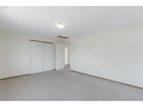 19450 Sunset Springs Drive Oregon City OR 97045