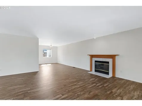 19450 Sunset Springs Drive Oregon City OR 97045