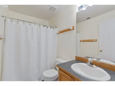 19450 Sunset Springs Drive Oregon City OR 97045
