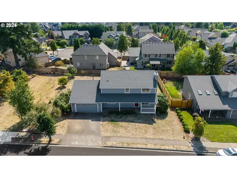 19450 Sunset Springs Drive Oregon City OR 97045