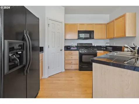 1602 Sw 171st Terrace Beaverton OR 97003