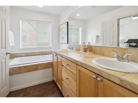1602 Sw 171st Terrace Beaverton OR 97003