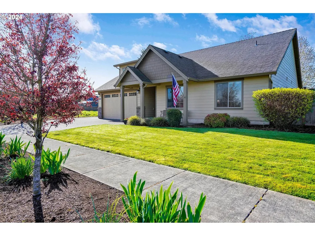 1544 Oriole Street Stayton OR 97383