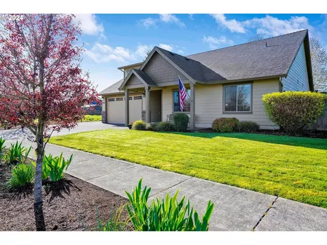 1544 Oriole Street Stayton OR 97383