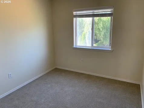 4641 NE 98th Avenue Portland OR 97220
