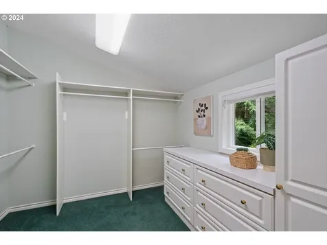 5020 Sw Fairhaven Drive Portland OR 97221