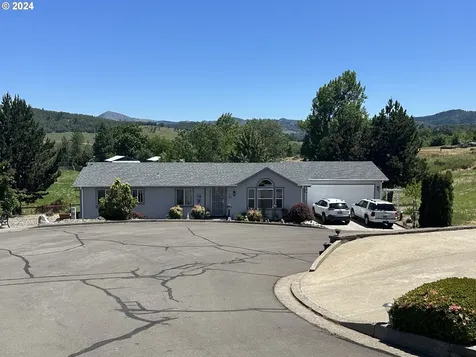 152 Fox Hollow Lane Roseburg OR 97471