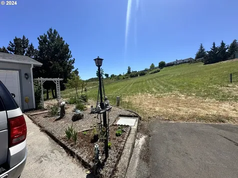 152 Fox Hollow Lane Roseburg OR 97471