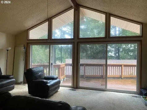 55375 Pioneer Road Scappoose OR 97056