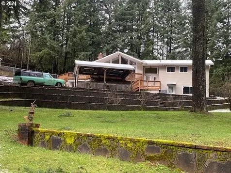 55375 Pioneer Road Scappoose OR 97056