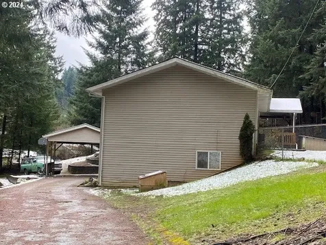 55375 Pioneer Road Scappoose OR 97056