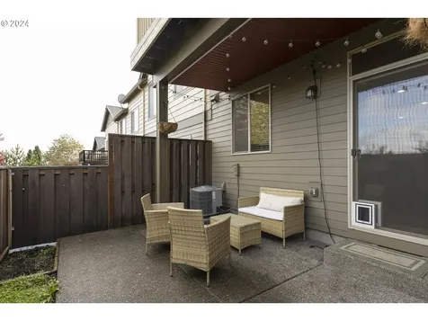 15119 SW Canyon Wren Way Beaverton OR 97007