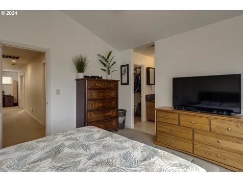 15119 SW Canyon Wren Way Beaverton OR 97007