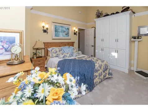 86218 Xylo Street Florence OR 97439