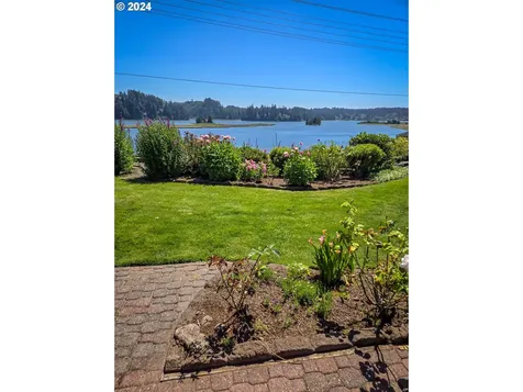 86218 Xylo Street Florence OR 97439