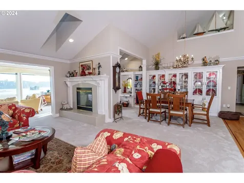 86218 Xylo Street Florence OR 97439