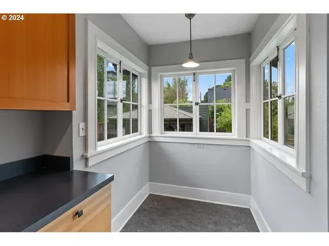 4212 Ne 28th Avenue Portland OR 97211