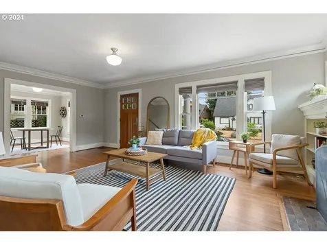 4212 Ne 28th Avenue Portland OR 97211