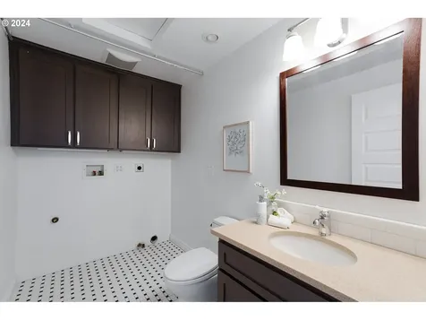 1185 Sw Stephenson Court Portland OR 97219
