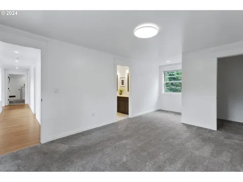 1185 Sw Stephenson Court Portland OR 97219