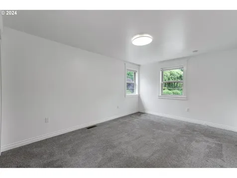 1185 Sw Stephenson Court Portland OR 97219