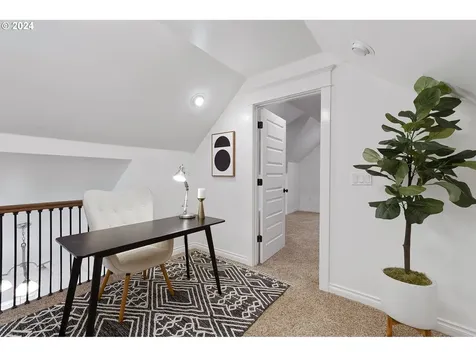 1185 Sw Stephenson Court Portland OR 97219