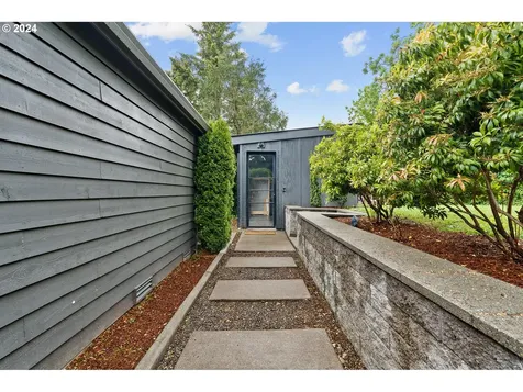 1185 Sw Stephenson Court Portland OR 97219