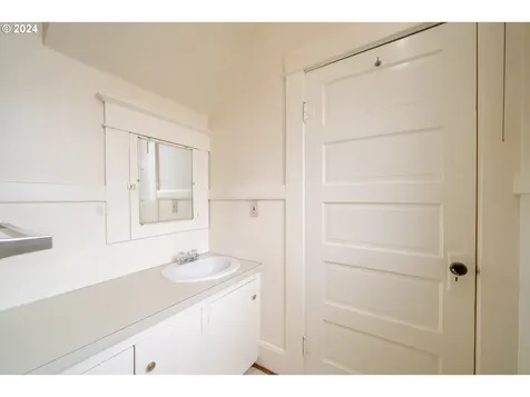 17084 Silver Falls Highway SE Sublimity OR 97385