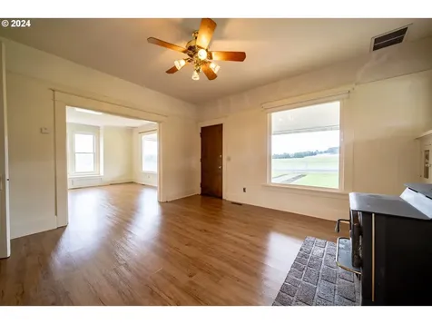 17084 Silver Falls Highway SE Sublimity OR 97385