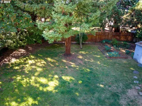 2660 Tyler Street Eugene OR 97405