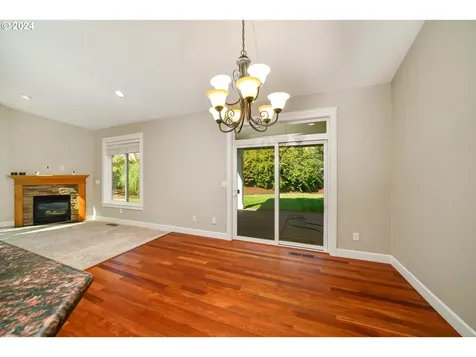 1002 SE Barberry Avenue Dallas OR 97338