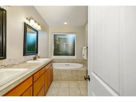 1002 SE Barberry Avenue Dallas OR 97338
