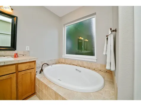 1002 SE Barberry Avenue Dallas OR 97338