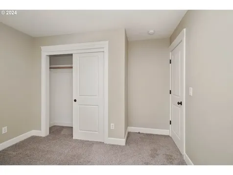 1002 SE Barberry Avenue Dallas OR 97338
