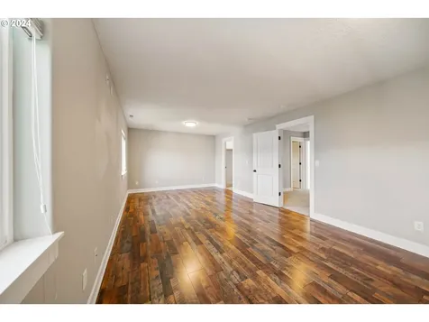 1002 SE Barberry Avenue Dallas OR 97338