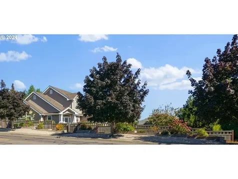 1002 SE Barberry Avenue Dallas OR 97338
