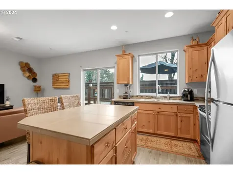140 N 44th Place Ridgefield WA 98642