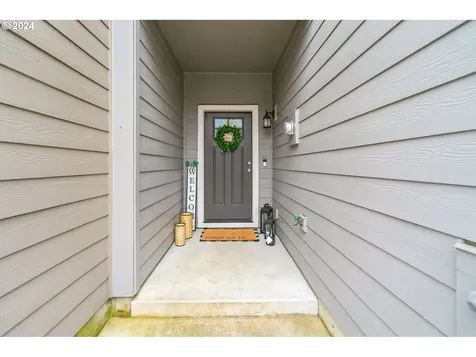 140 N 44th Place Ridgefield WA 98642