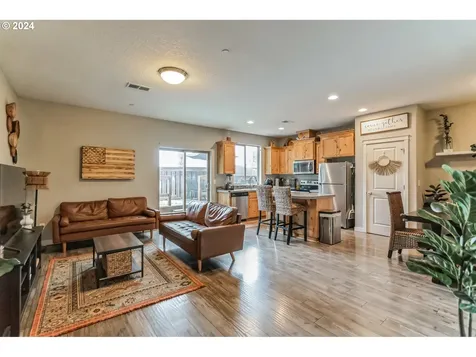 140 N 44th Place Ridgefield WA 98642