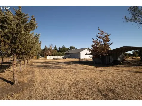 61826 East Lane La Grande OR 97850